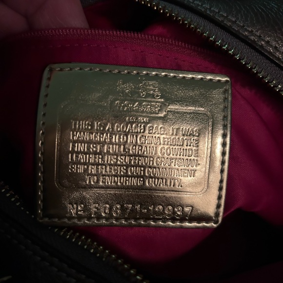 Coach, gold leather tote. - Picture 6 of 8